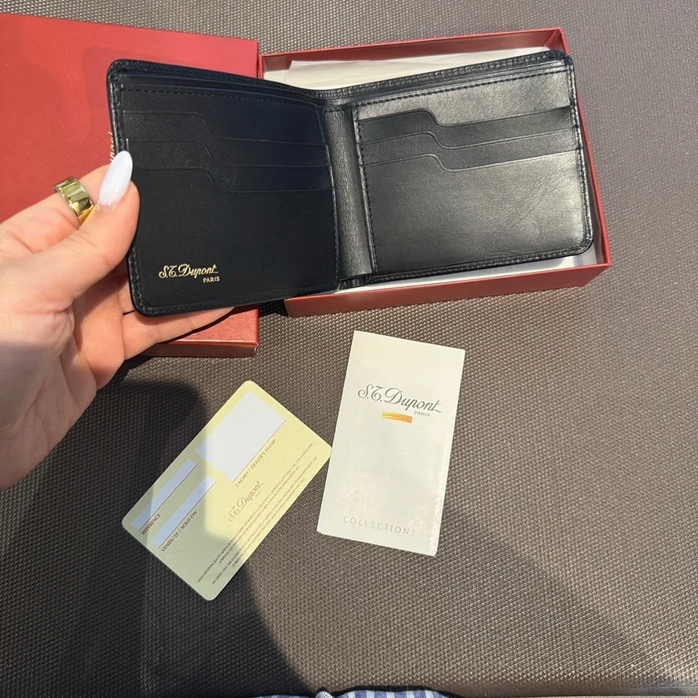 S.T. Dupont Bifold Wallet black leather